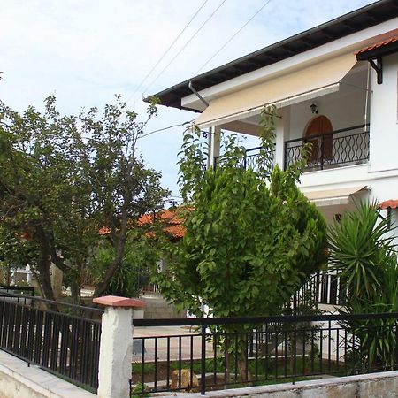 Cozy Asprovalta Home By The Sea Экстерьер фото